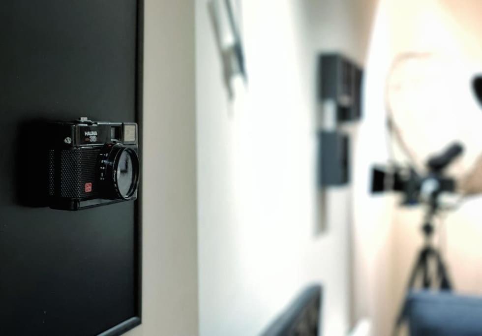 Two Bedroom Luxury Apt With Film Style Swansea Zewnętrze zdjęcie